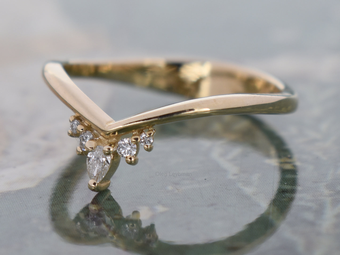 Aurora V Ring
