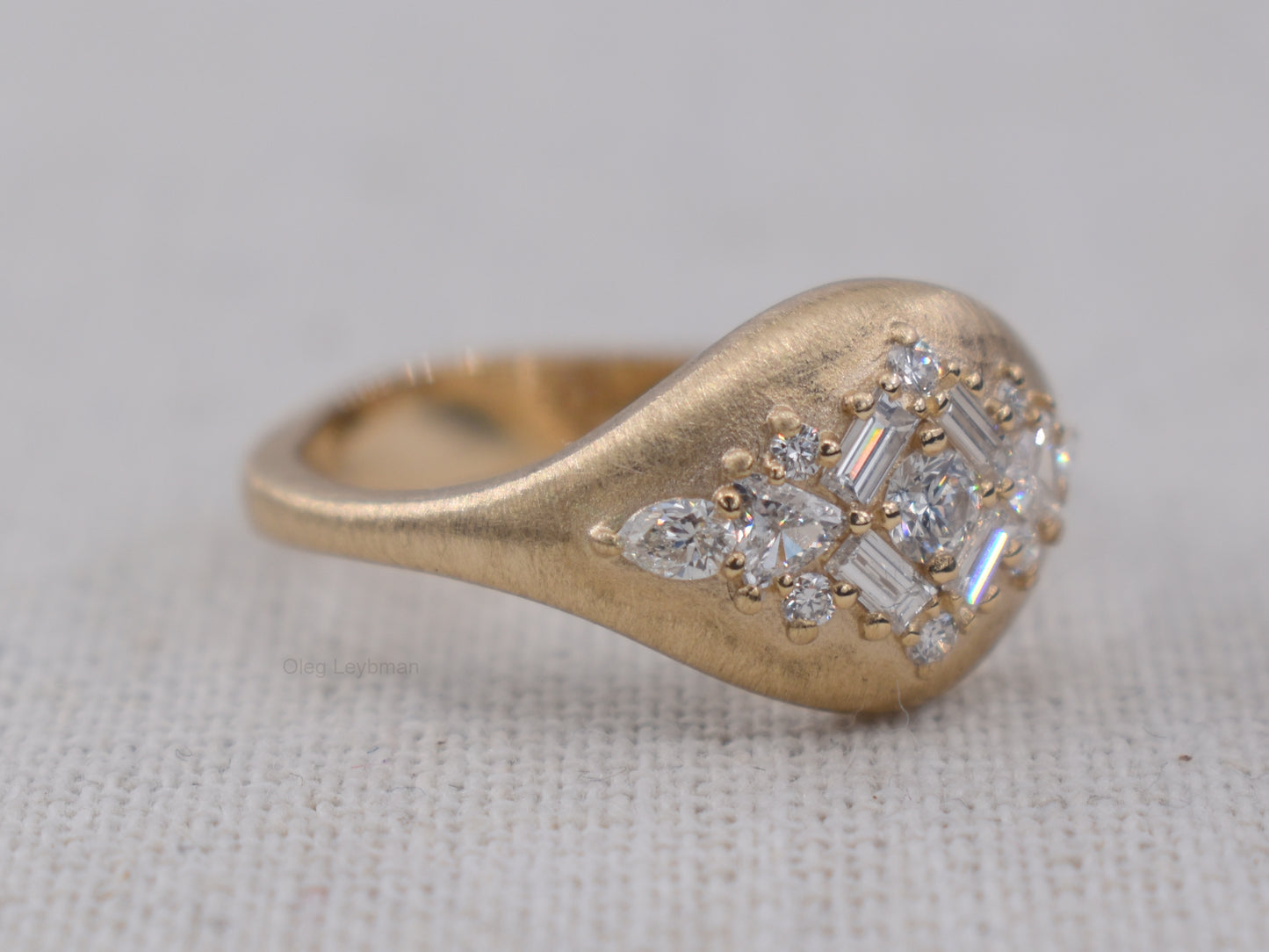 Velour Diamond Signet Ring