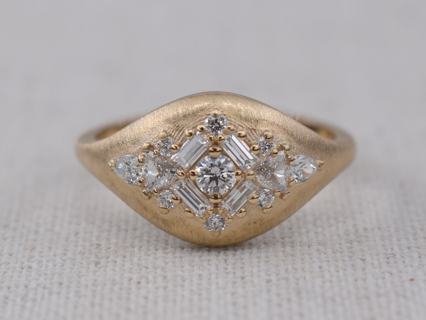 Velour Diamond Signet Ring