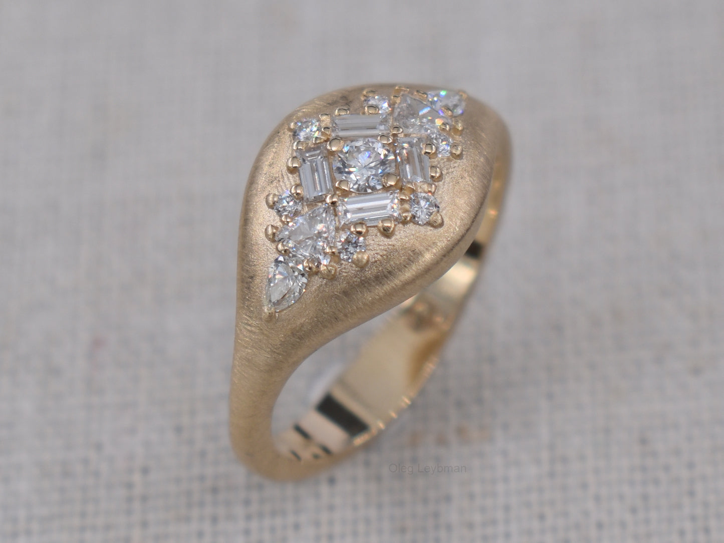 Velour Diamond Signet Ring