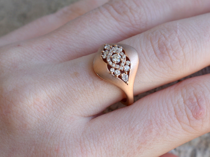 Veloura Spiral Ring