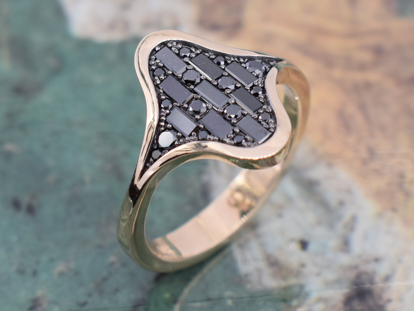 Noir Tapestry Ring
