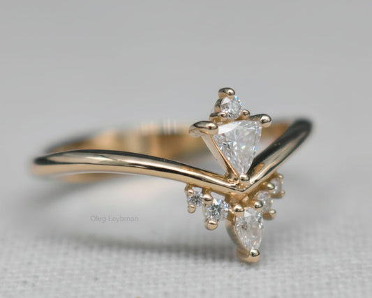 Celeste V Diamond Ring